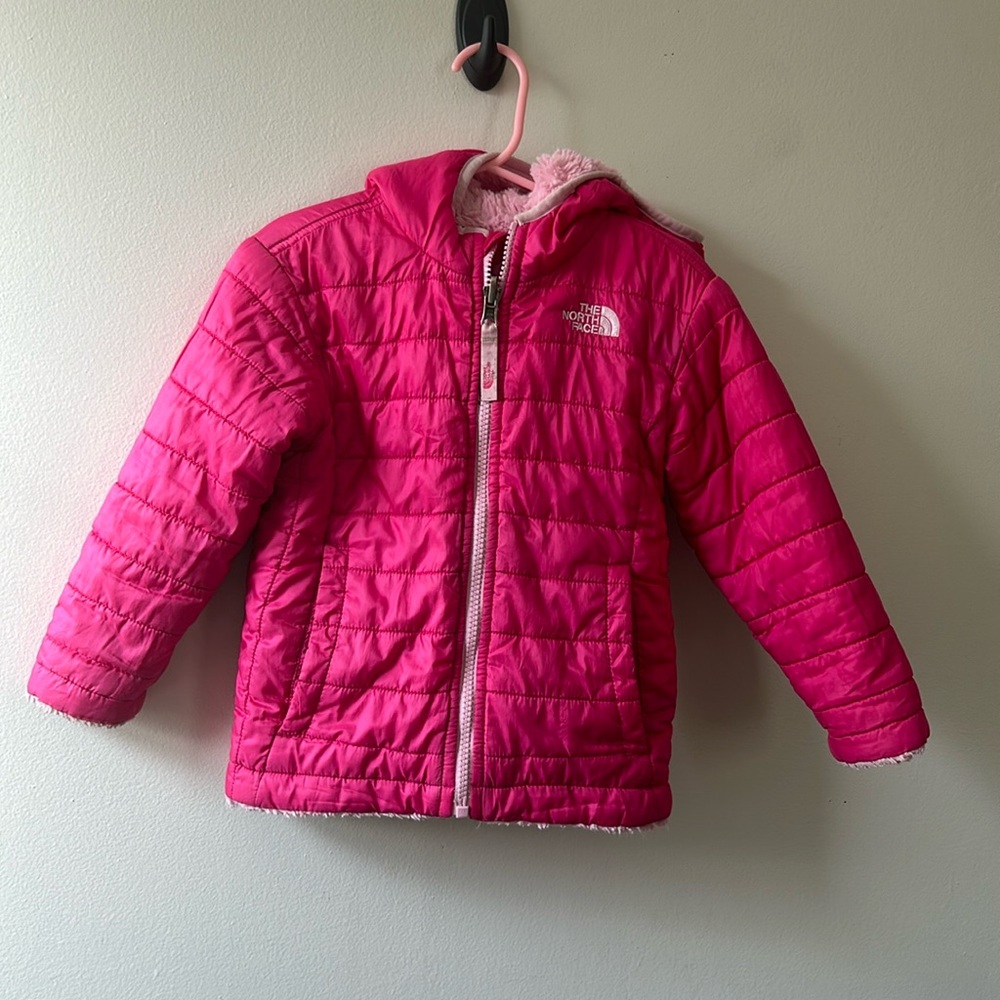 Girls Toddlers Northface reversible jacket with hood Pink Size 3T